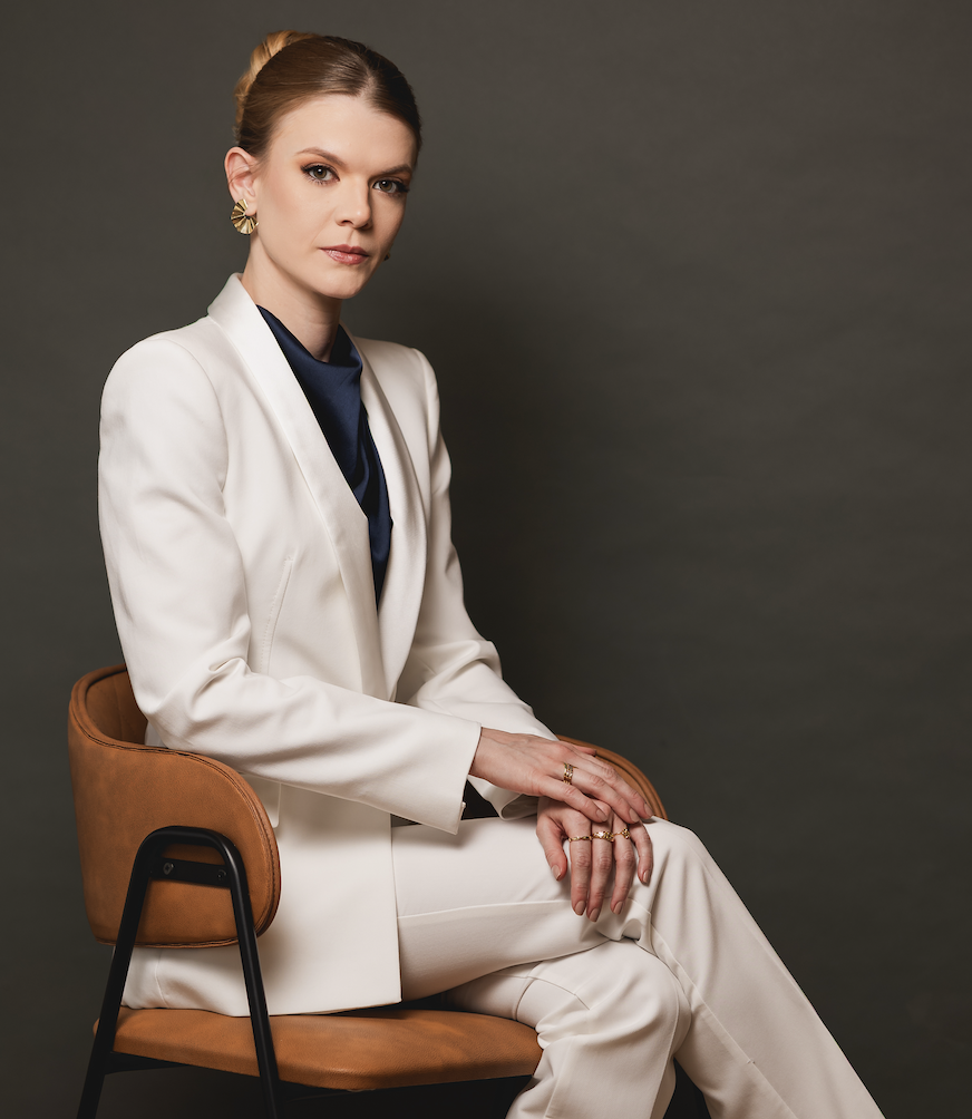 Dra. Maria Júlia Colossi